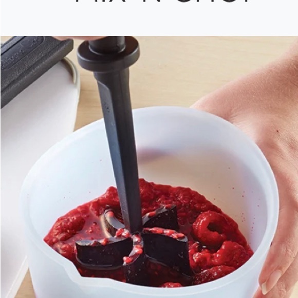 NWT Pampered Chef Mix And Chop - Picture 6 of 6